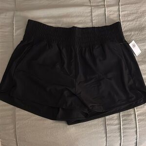 NWT Old Navy Active Black Shorts